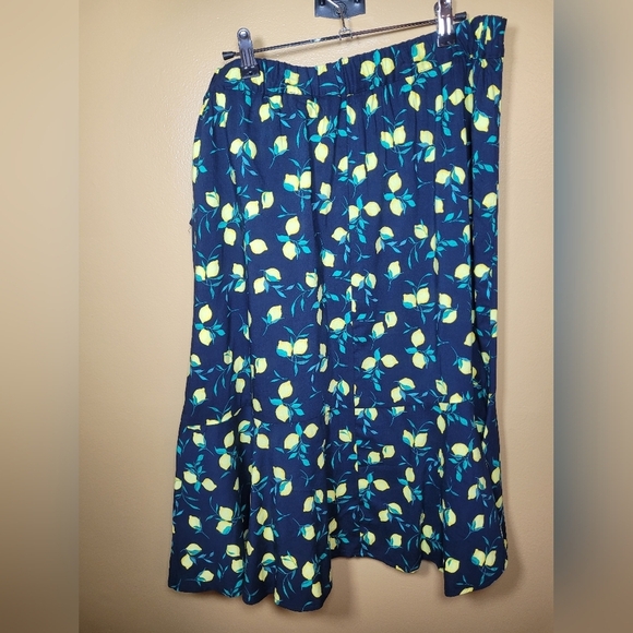 Banana Republic Lemon Novelty Print Ruffle Midi Skirt sz 12P - Picture 2 of 8